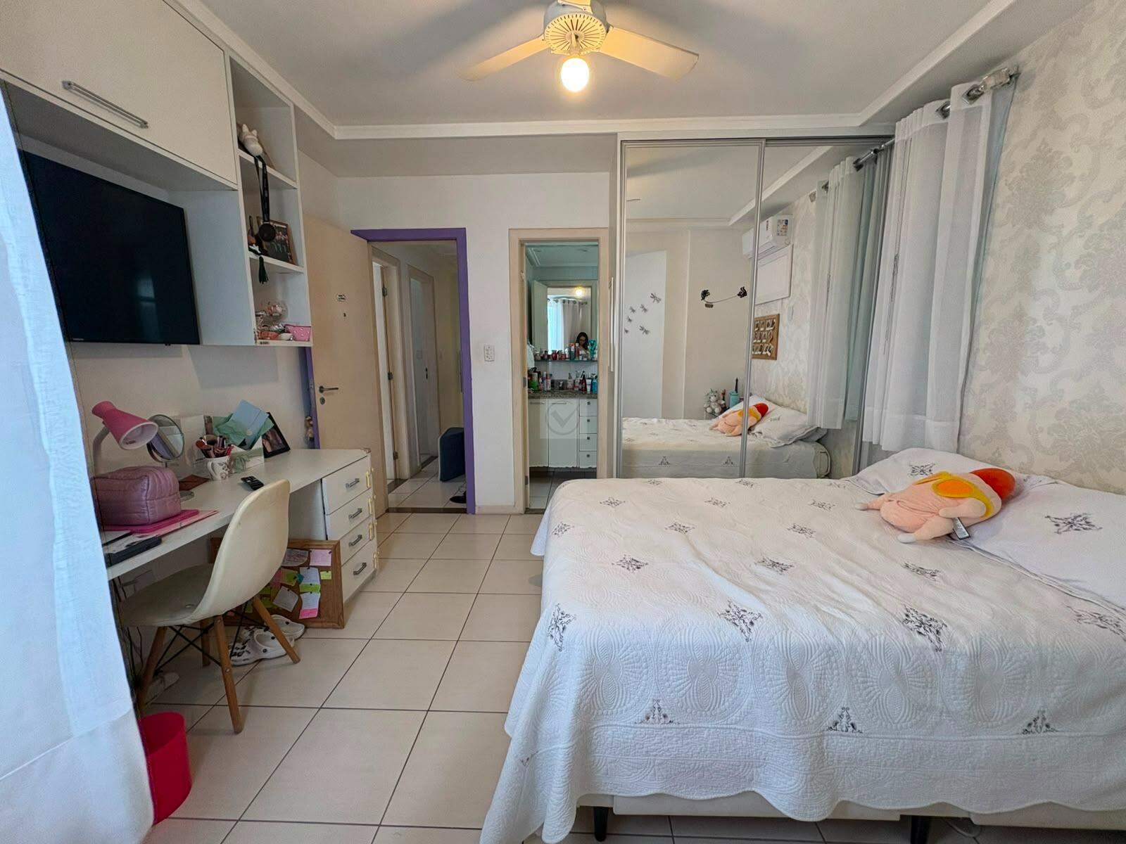 VENDA - Apartamento Andar Alto no Edf. Horto das Figueiras com 4 quartos sendo 2 suítes. - Foto 9