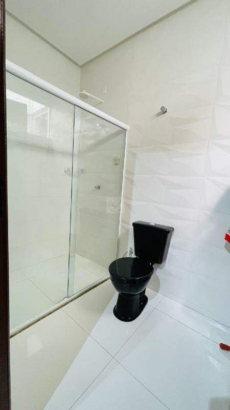 Luxo, Lazer e Estrutura Impecável no Marianga! Casa com Piscina e Área Gourmet - Foto 19