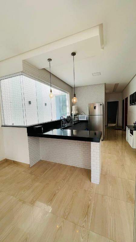 Luxo, Lazer e Estrutura Impecável no Marianga! Casa com Piscina e Área Gourmet - Foto 21