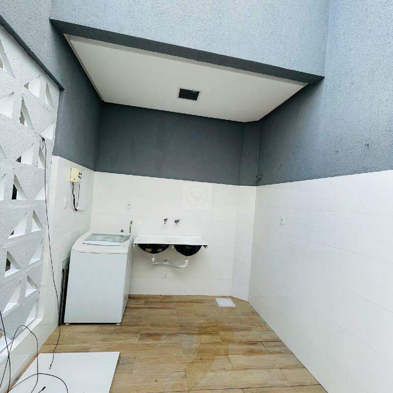 Luxo, Lazer e Estrutura Impecável no Marianga! Casa com Piscina e Área Gourmet - Foto 13
