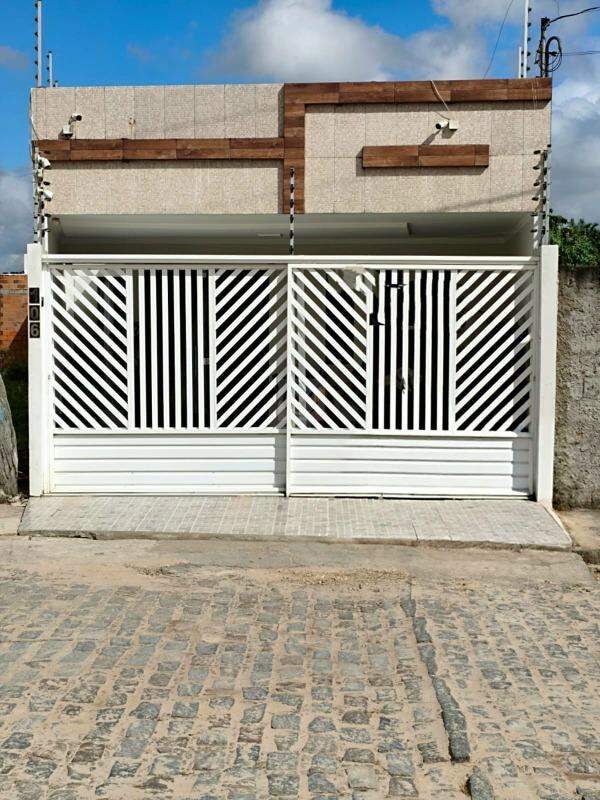 Espaço, Ventilação e Conforto no Marianga! Casa com 3 Salas e Lado da Sombra - Foto 2