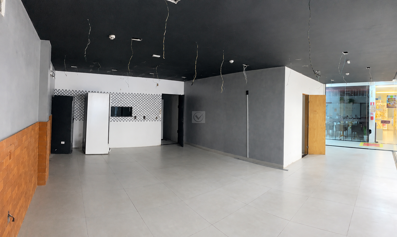 SALÃO COMERCIAL TÉRREO PARA ALUGUEL NA GALERIA LUZIA 68m2 – ARACAJU/SE