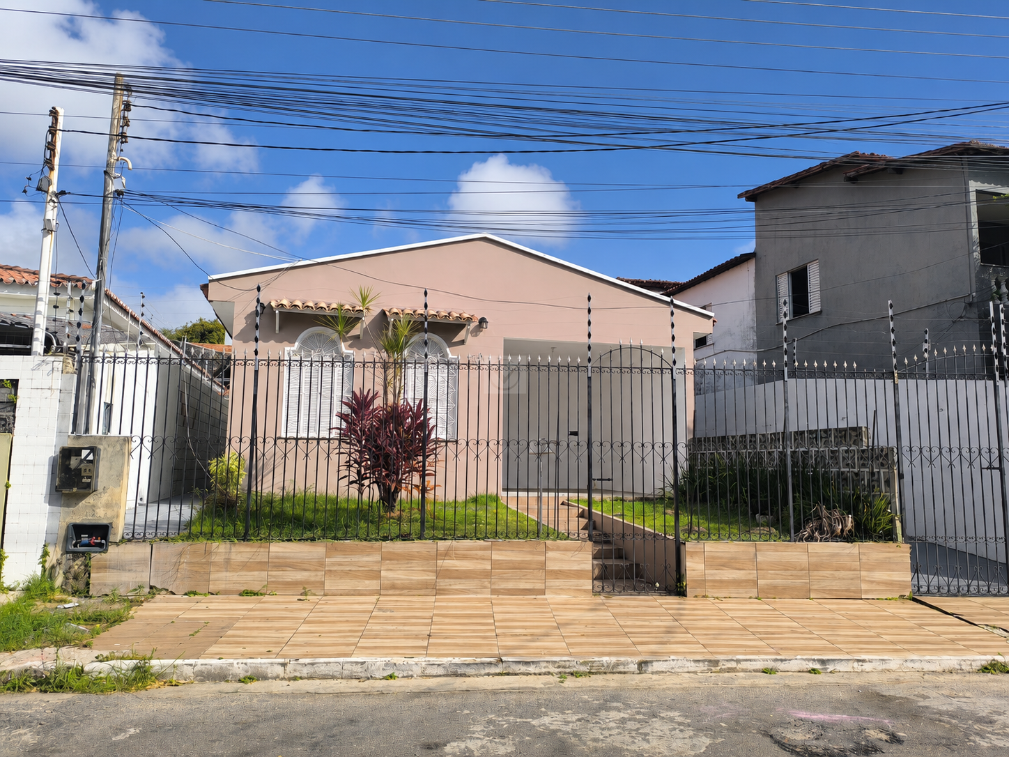 Casa para aluguel, 5 quartos, 2 suítes, 5 vagas, Inácio Barbosa - Aracaju/SE