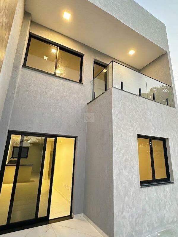 Casa Duplex à venda, 3 quartos, 1 suíte, 1 vaga, Aruana - Aracaju/SE