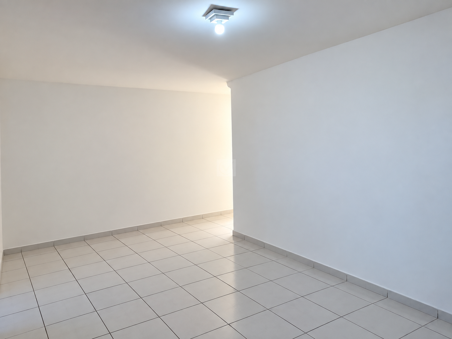 Apartamento de 68m² em localização privilegiada, bem em frente a uma praça encantadora. - Foto 5