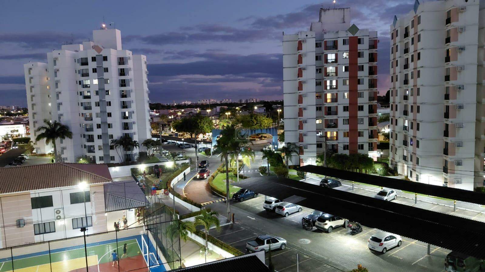 Apartamento de 68m² em localização privilegiada, bem em frente a uma praça encantadora. - Foto 3