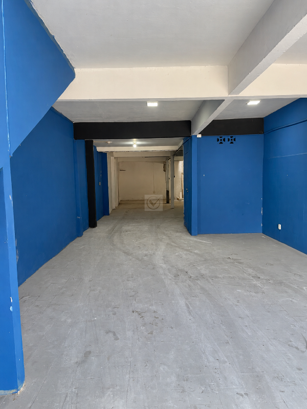 Casa à venda, 3 quartos, Ponto Novo no primeiro andar e Galpão no Térreo - Aracaju/SE