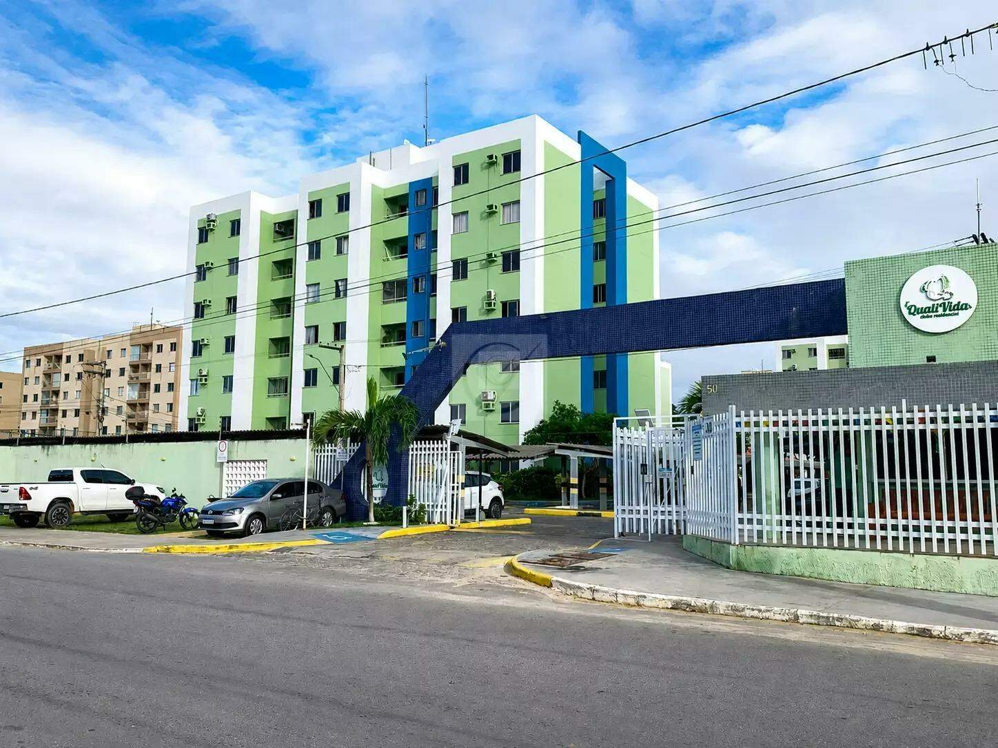 Apartamento mobiliado para locação no Condomínio Residencial Qualivida Club Residence, no bairro Jabotiana.