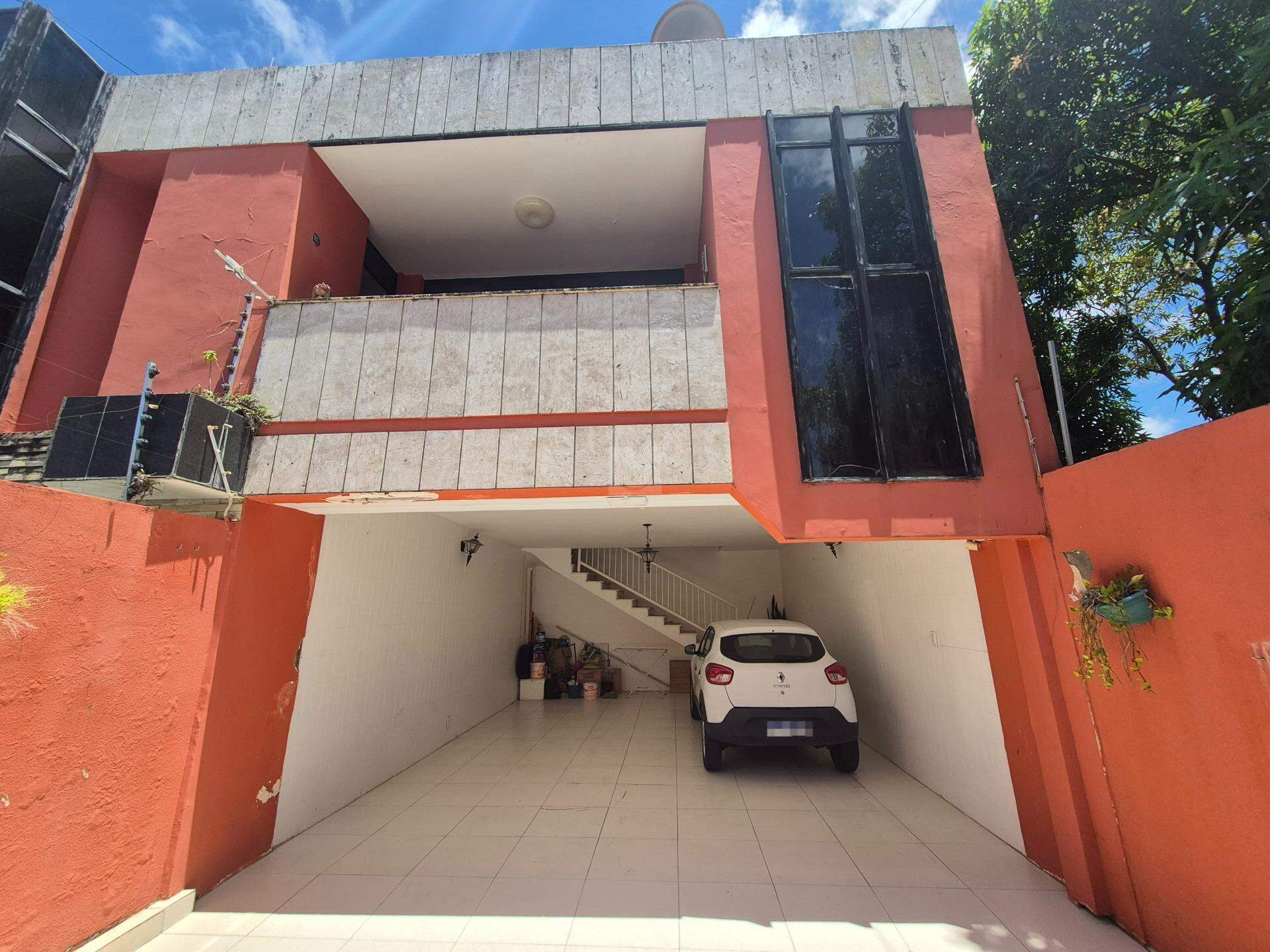 Casa à venda, 3 quartos, 1 suíte, 4 vagas, Cirurgia - Aracaju/SE