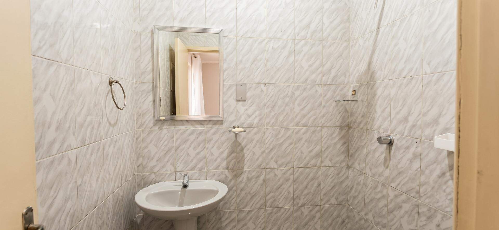 Praticidade, Aconchego e Espaço no Bairro Serrano! Casa de 2 Quartos com Suíte - Foto 10