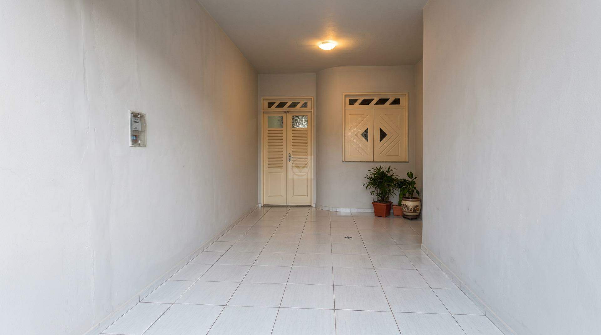 Praticidade, Aconchego e Espaço no Bairro Serrano! Casa de 2 Quartos com Suíte - Foto 3