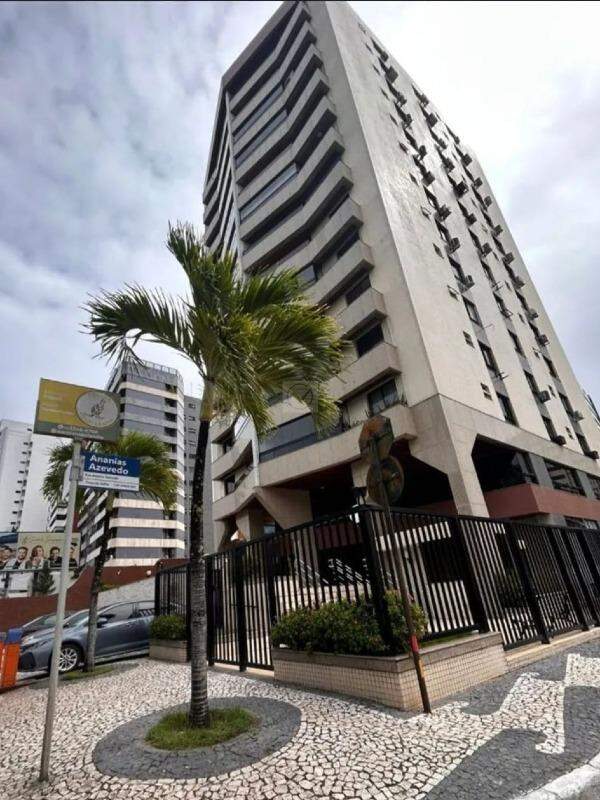 Apartamento à venda, 4 quartos, 3 suítes, 2 vagas, Treze de Julho - Aracaju/SE