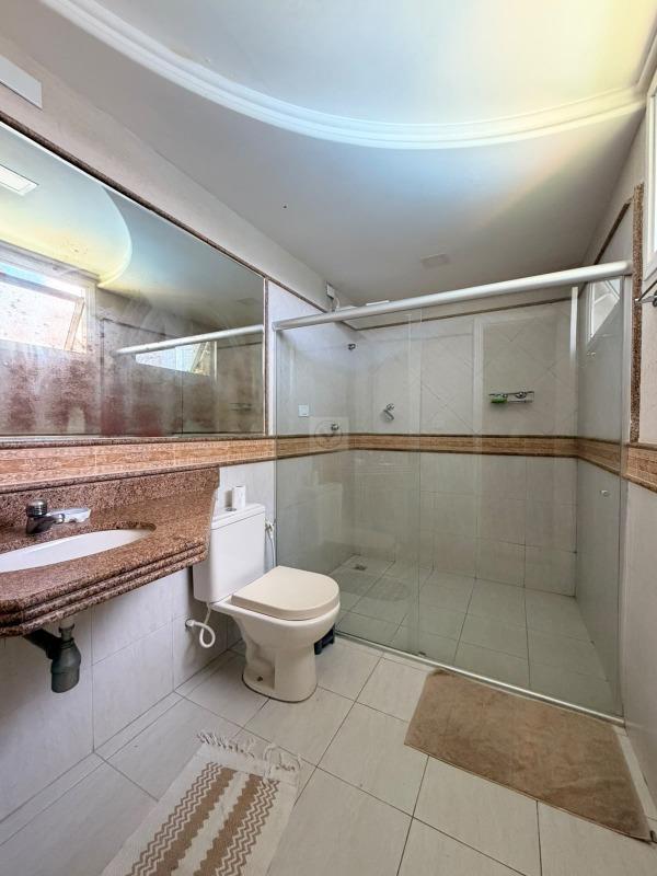 Casa em condomínio para alugar — 416 m², 4 suítes e piscina privativa - Foto 15