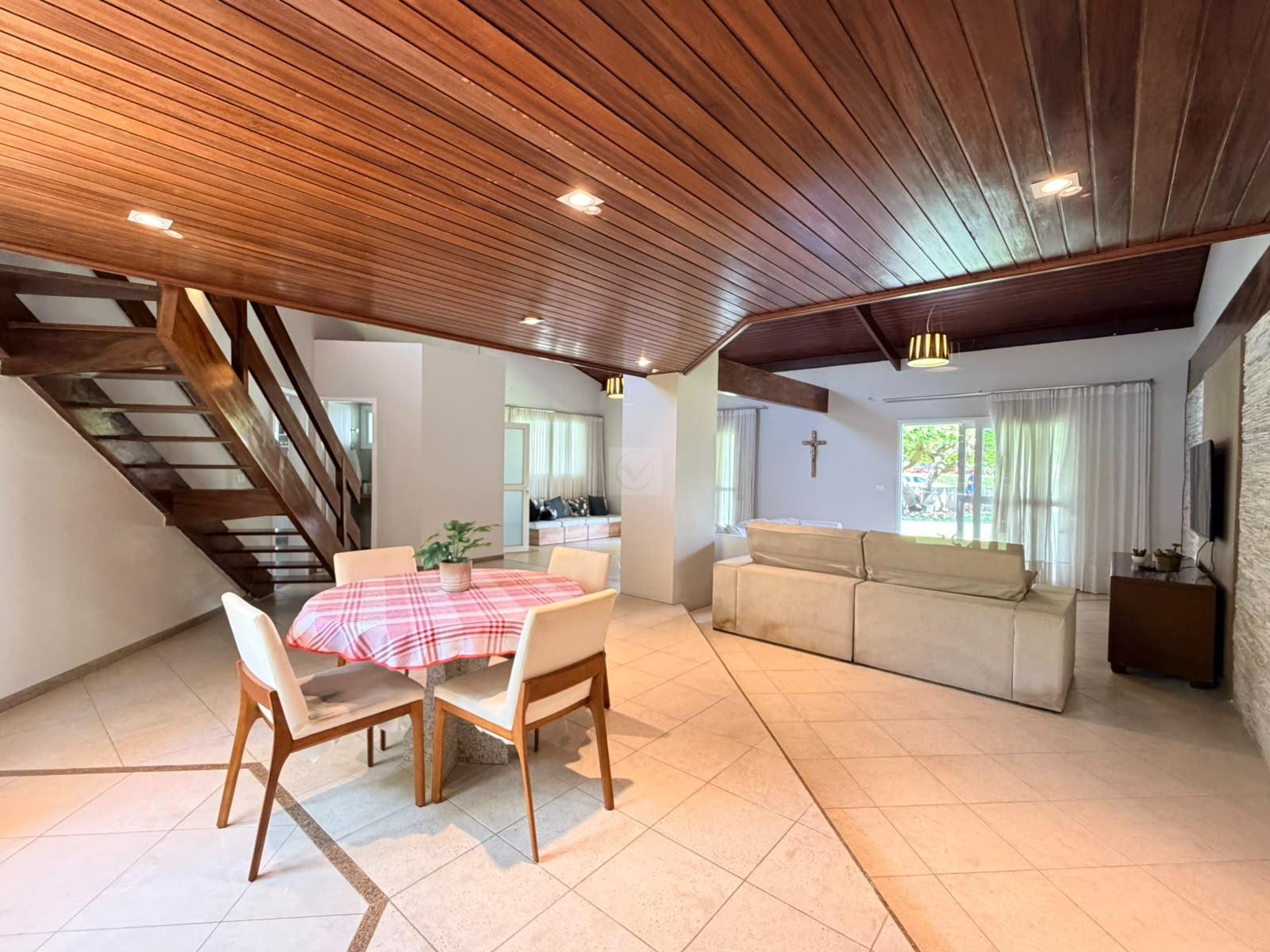Casa em condomínio para alugar — 416 m², 4 suítes e piscina privativa - Foto 4