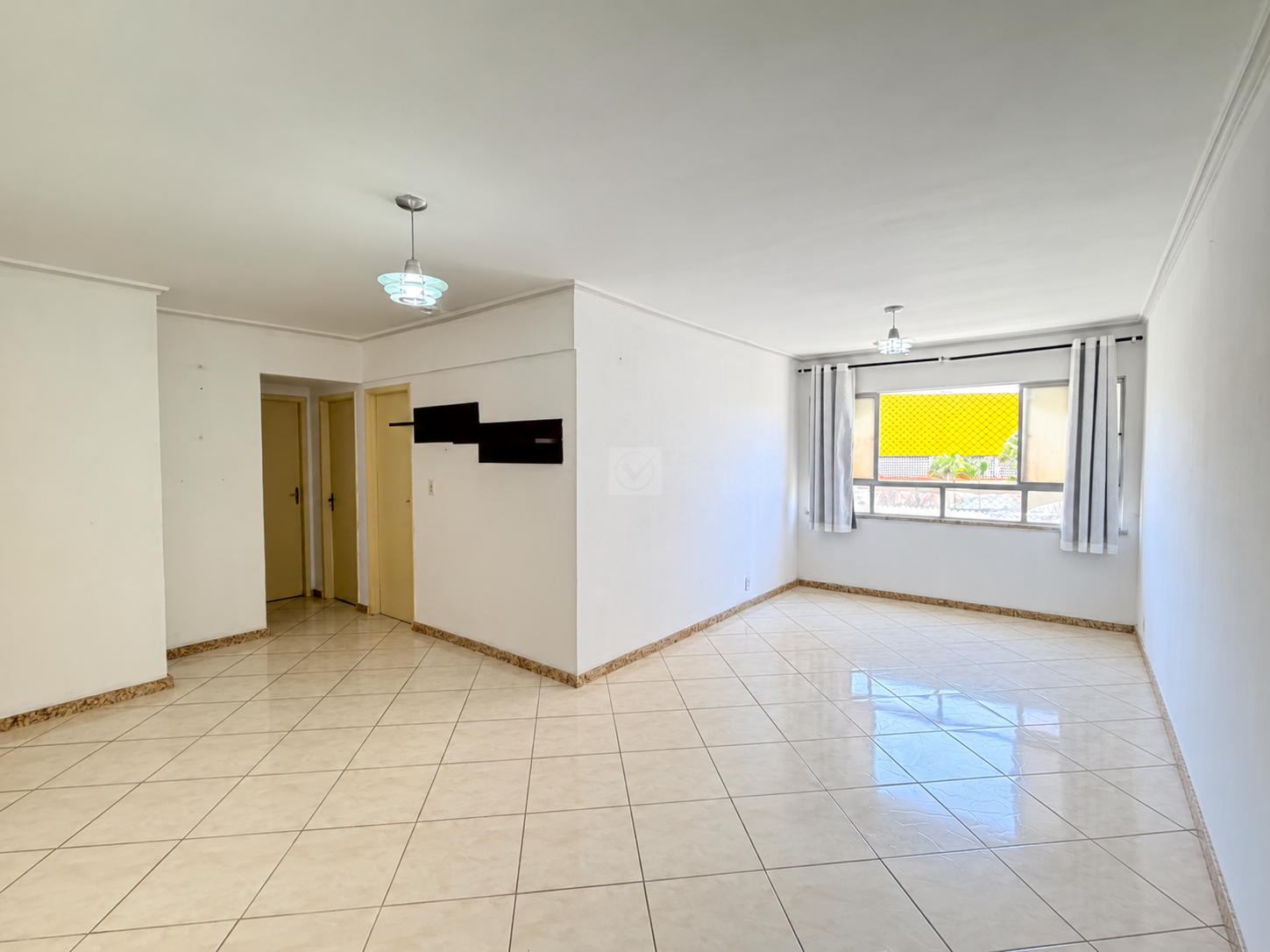 Apartamento para Aluguel com 120m², 3 Quartos e Suíte em Aracaju/SE