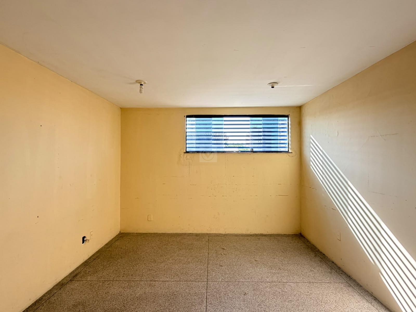Prédio comercial no bairro Aeroporto, em Aracaju – 580 m² e 12 salas - Foto 6