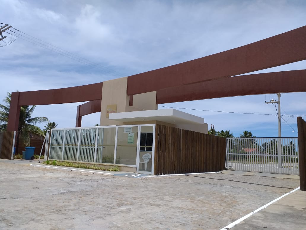 LOTE COM 450 M² NO CONDOMÍNIO MERIDIEM PRAIA MAR- ESTÂNCIA/SE.