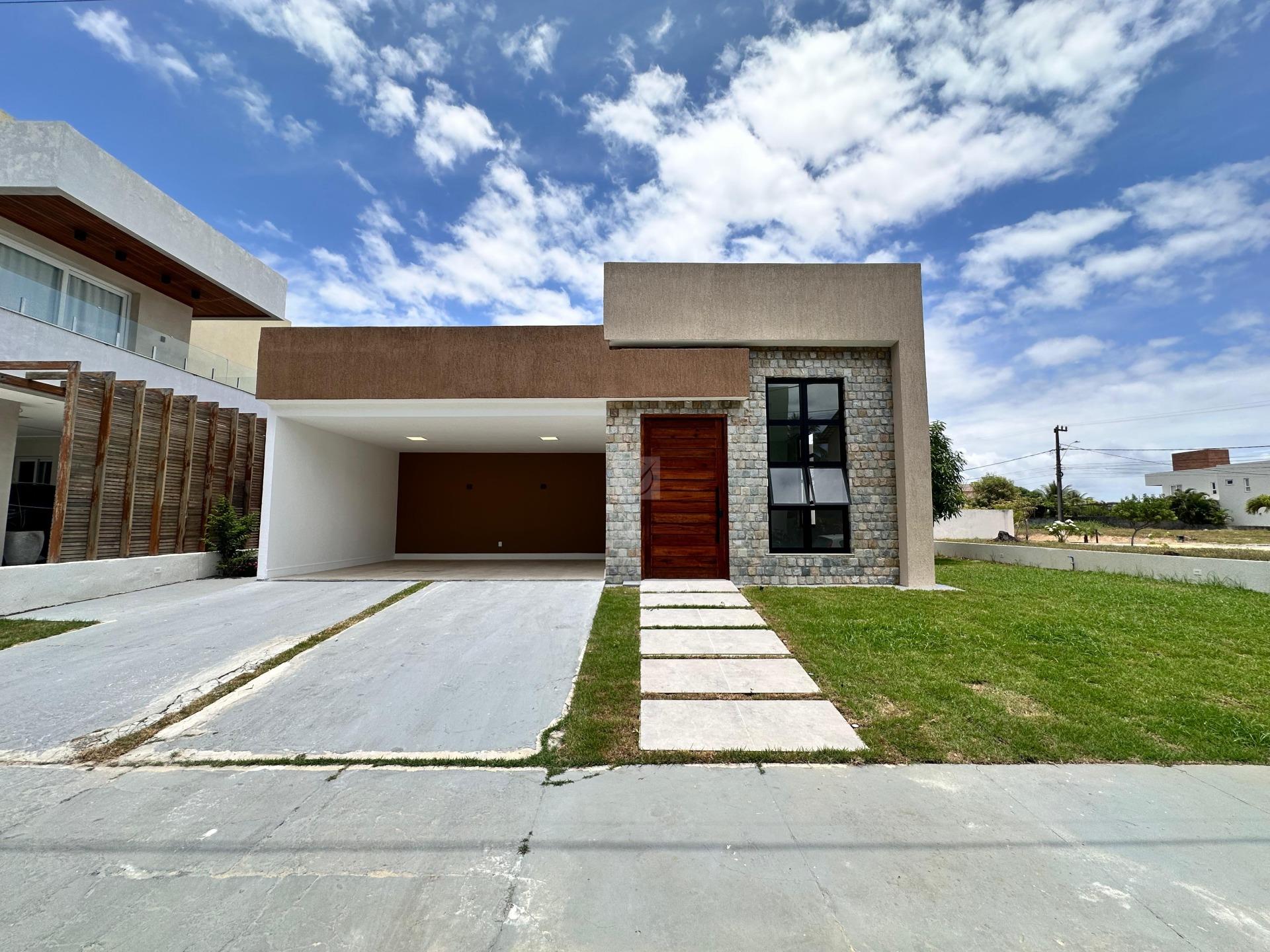 CASA TÉRREA DE ALTO PADRÃO NO MAIKAI | 575 m² DE TERRENO, 3 SUÍTES E AMPLO ESPAÇO VERDE