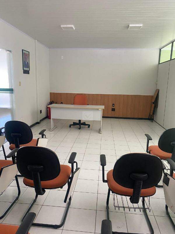 Excelente Sala Comercial de 41m² no Coração do Polo Médico - Foto 8