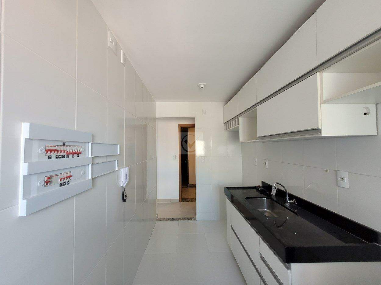 EASY LUZIA: Apartamento Espetacular com 3 Quartos, Varanda Gourmet e Lazer de Resort! - Foto 8
