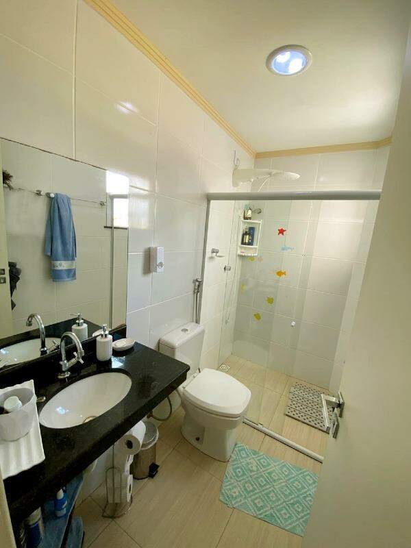 Condomínio residencial com 03 casas MOBILIADAS no Bairro Aruana com piscina - Foto 13