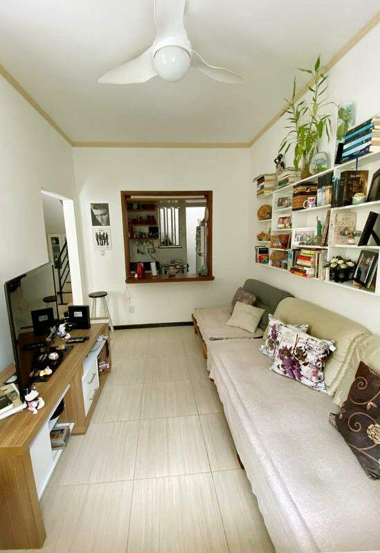 Condomínio residencial com 03 casas MOBILIADAS no Bairro Aruana com piscina - Foto 2