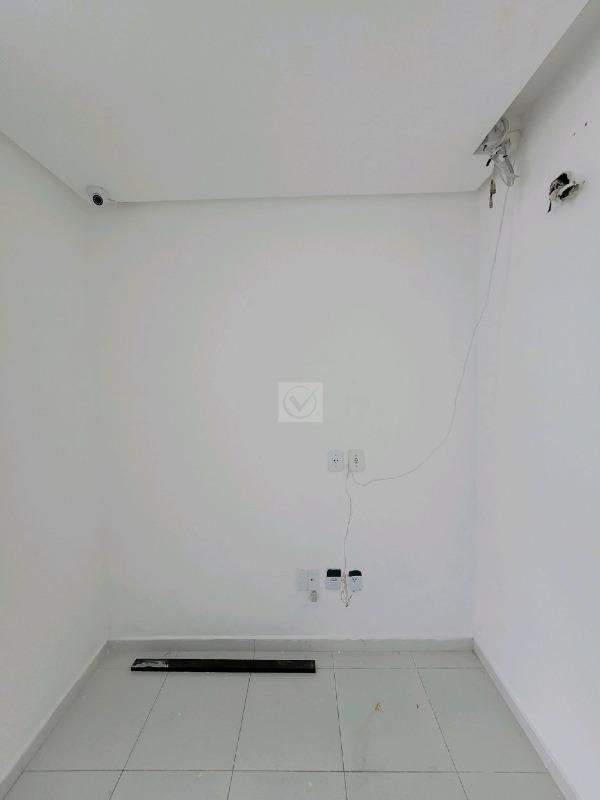 LOCAÇÃO | Sala Comercial em Galeria com Estacionamento Privativo - Bairro Coroa do Meio - Foto 10