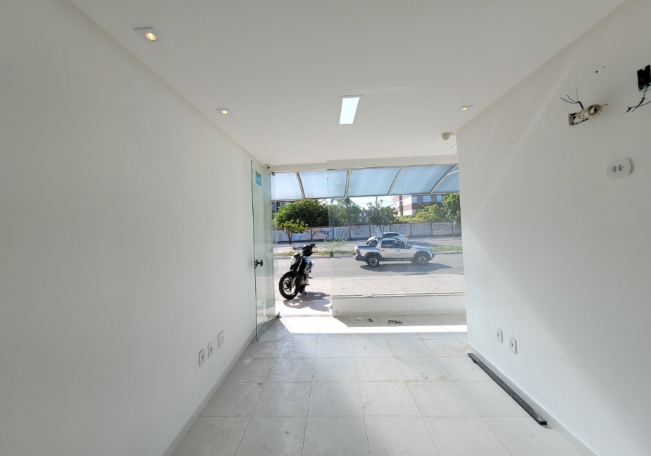 LOCAÇÃO | Sala Comercial em Galeria com Estacionamento Privativo - Bairro Coroa do Meio - Foto 4