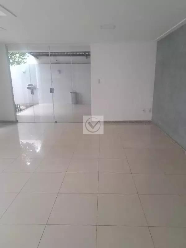 Linda Casa no Bairro Grageru - Foto 20