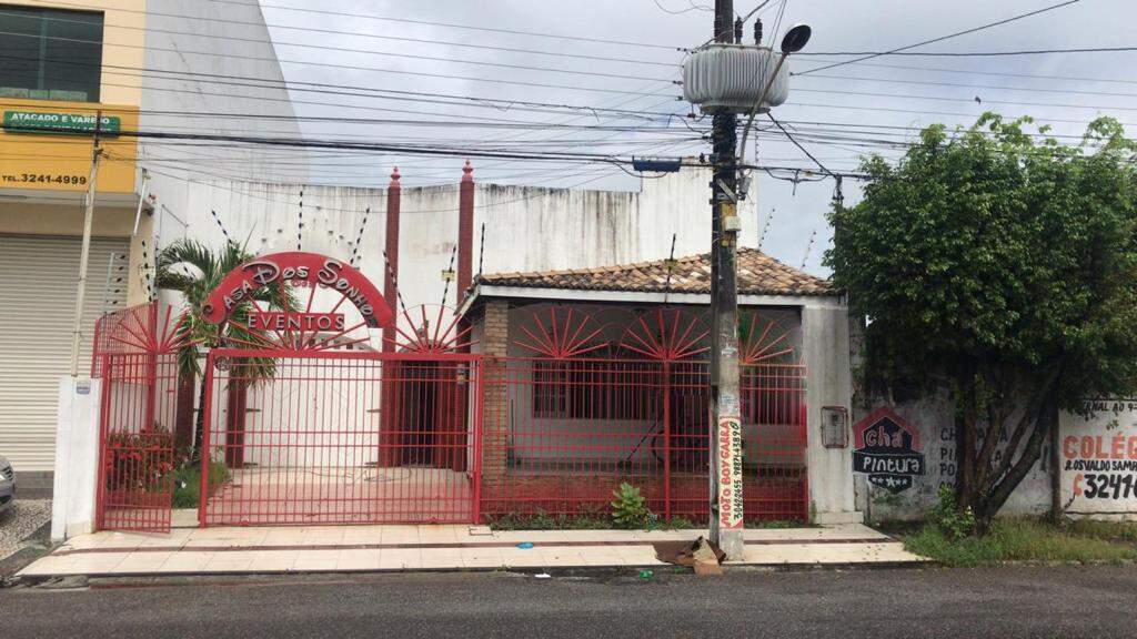 Casa Comercial à venda, 1 vaga, Siqueira Campos - Aracaju/SE