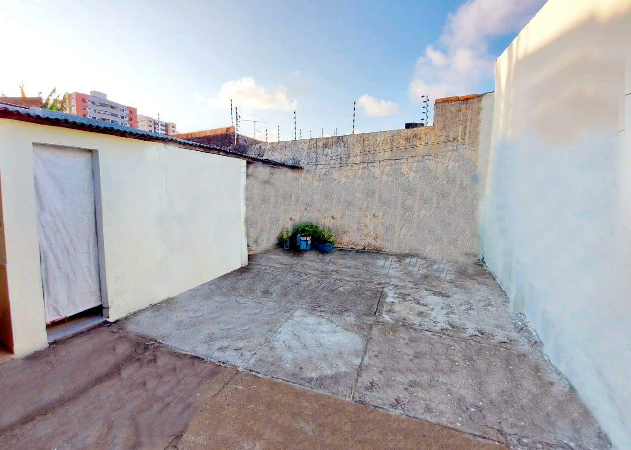 Casa na Rua Augusto Luz - Foto 5