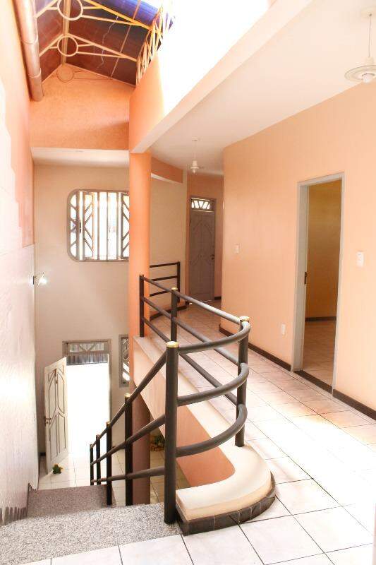 Casa no Loteamento Parque dos Coqueiros