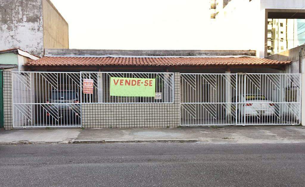 Casa à venda, 4 quartos, 1 suíte, 5 vagas, Grageru - Aracaju/SE