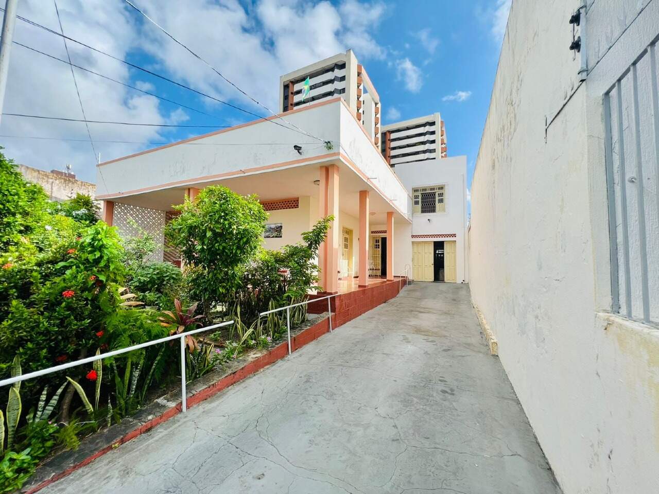 CASA NA RUA RIACHUELO