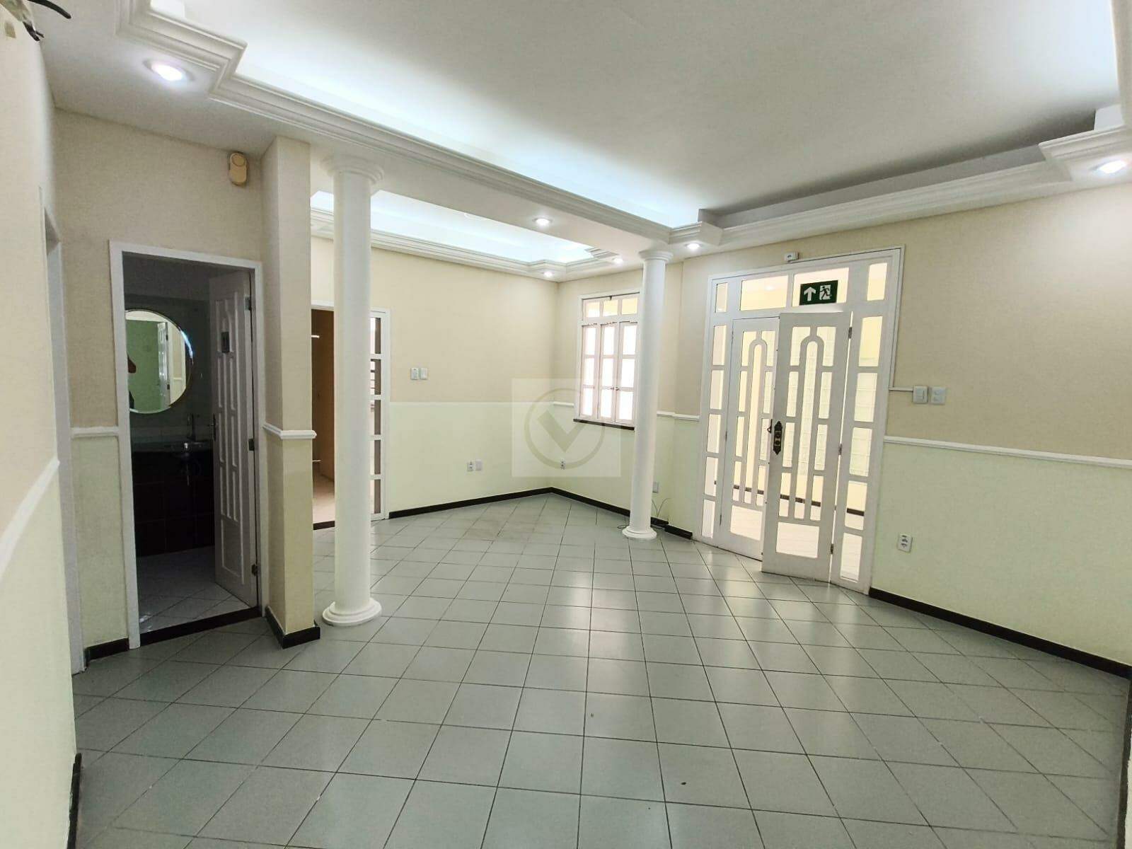 Casa Comercial no Salgado Filho em Aracaju/SE – Localização Privilegiada para Negócios