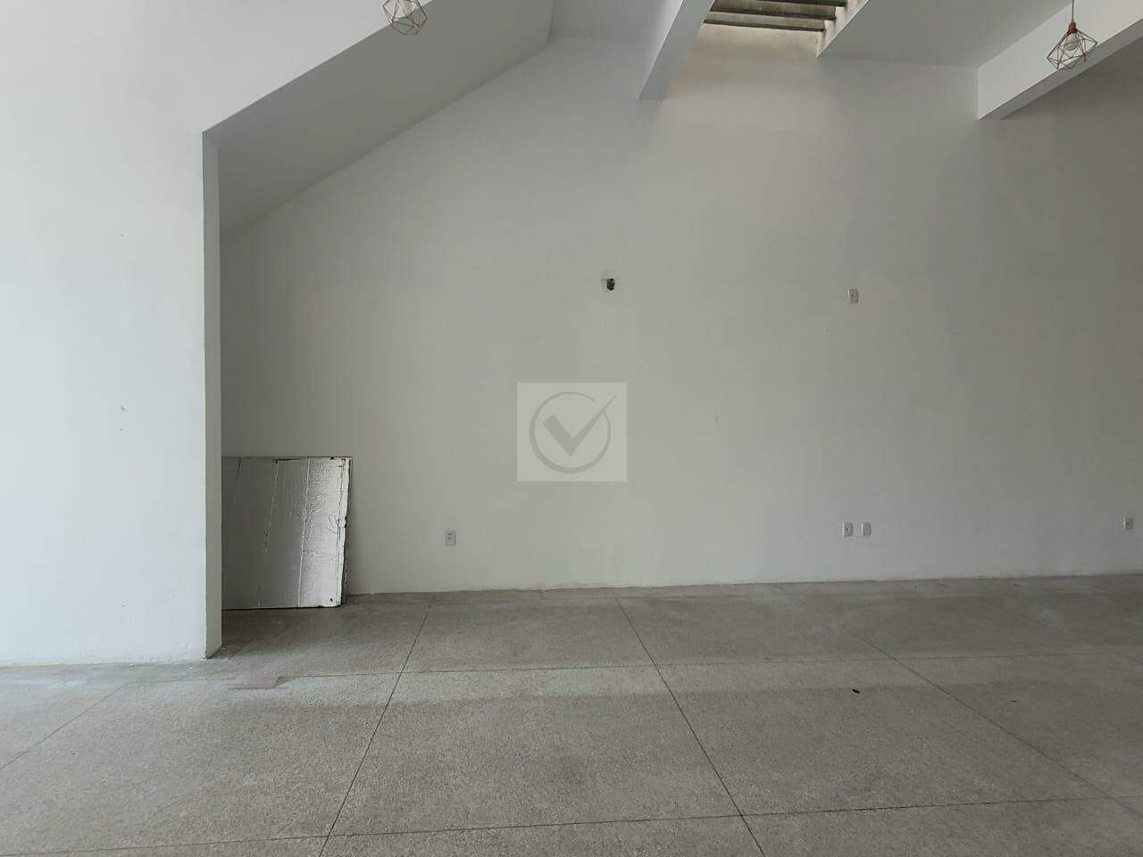 Galpão Comercial Novo com 180 m² e Mezanino no Bairro Santos Dumont - Foto 5