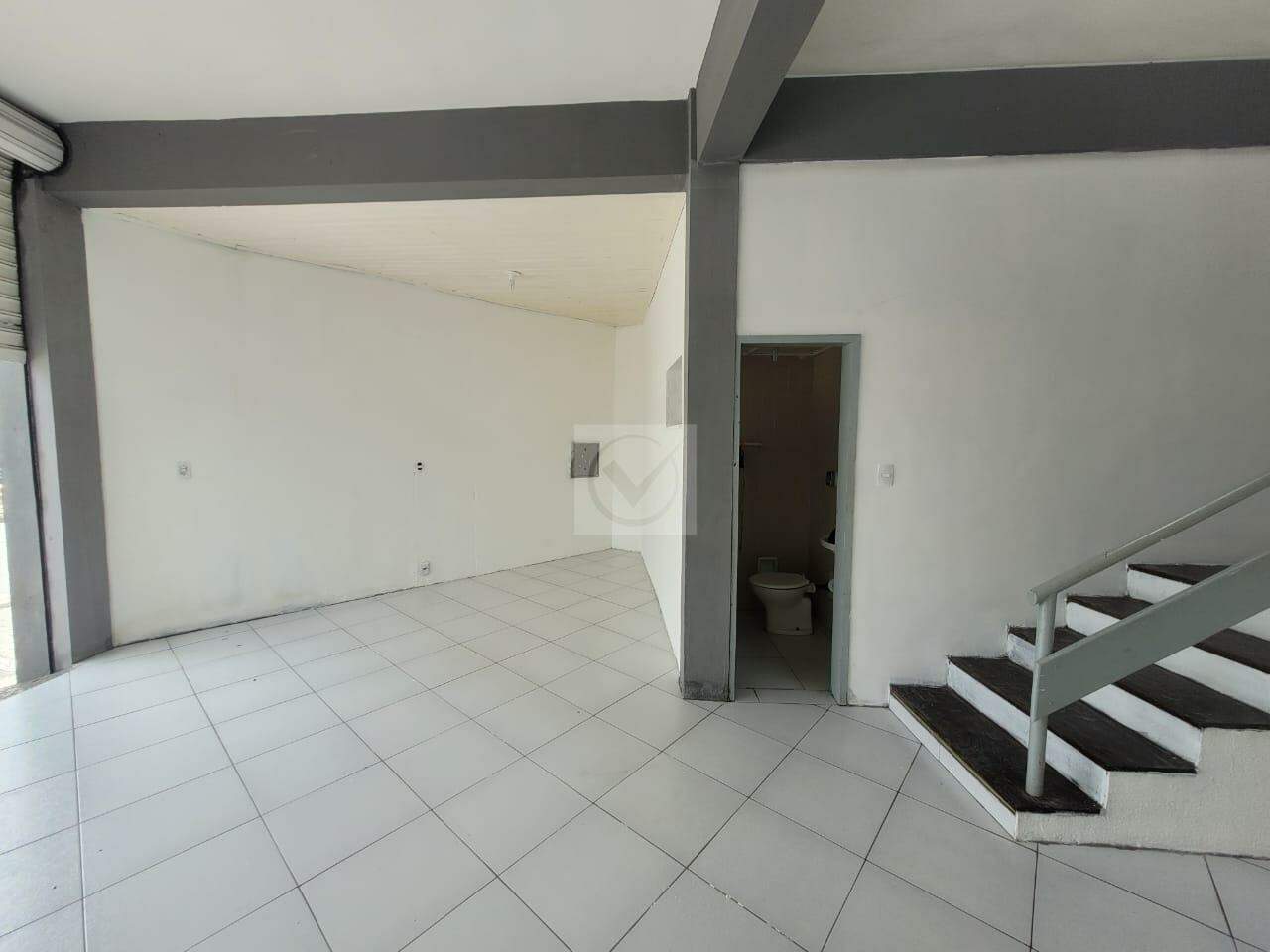 VISIBILIDADE MÁXIMA! Ponto Comercial 200m² na Prestigiada Av. Airton Teles! - Foto 3