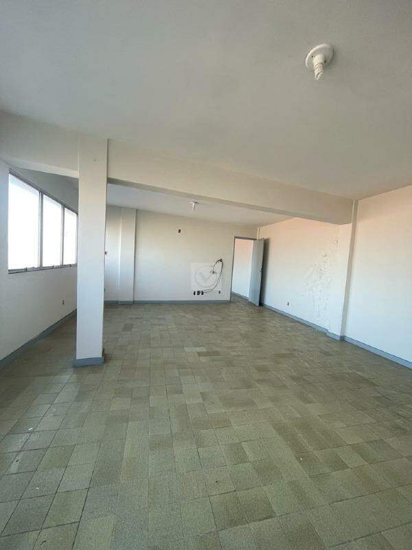 VISIBILIDADE MÁXIMA! Ponto Comercial 200m² na Prestigiada Av. Airton Teles! - Foto 11