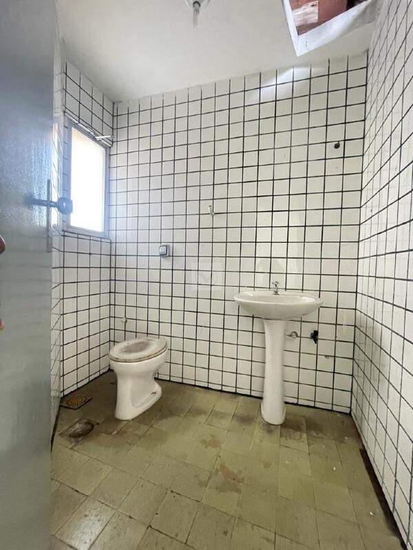 VISIBILIDADE MÁXIMA! Ponto Comercial 200m² na Prestigiada Av. Airton Teles! - Foto 10