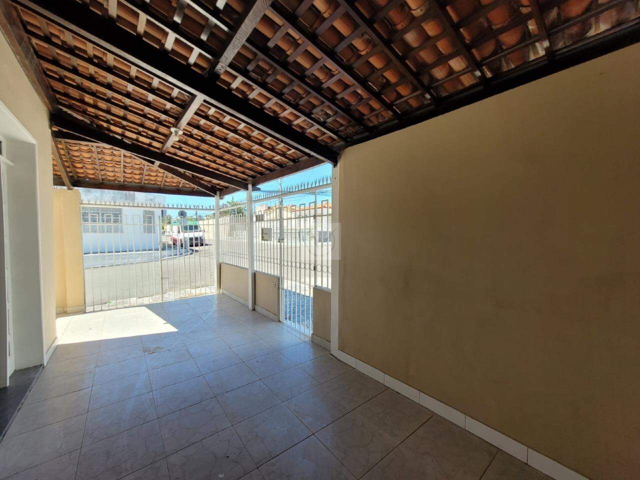 EXCELENTE PONTO! Imóvel de Esquina no Bairro Cirurgia – Térreo e Independente! - Foto 4