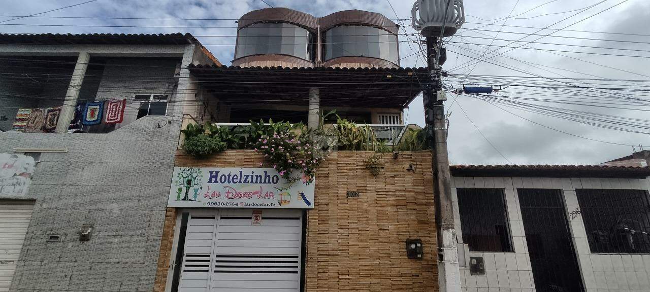 Casa à venda, 3 quartos, 2 suítes, 1 vaga, Olaria - Aracaju/SE