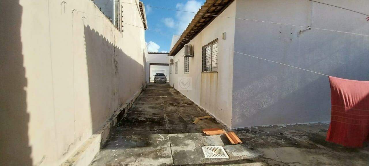 Casa Mobiliada com piscina na Zona de Expansão a 300m da Praia do Robalo. - Foto 18