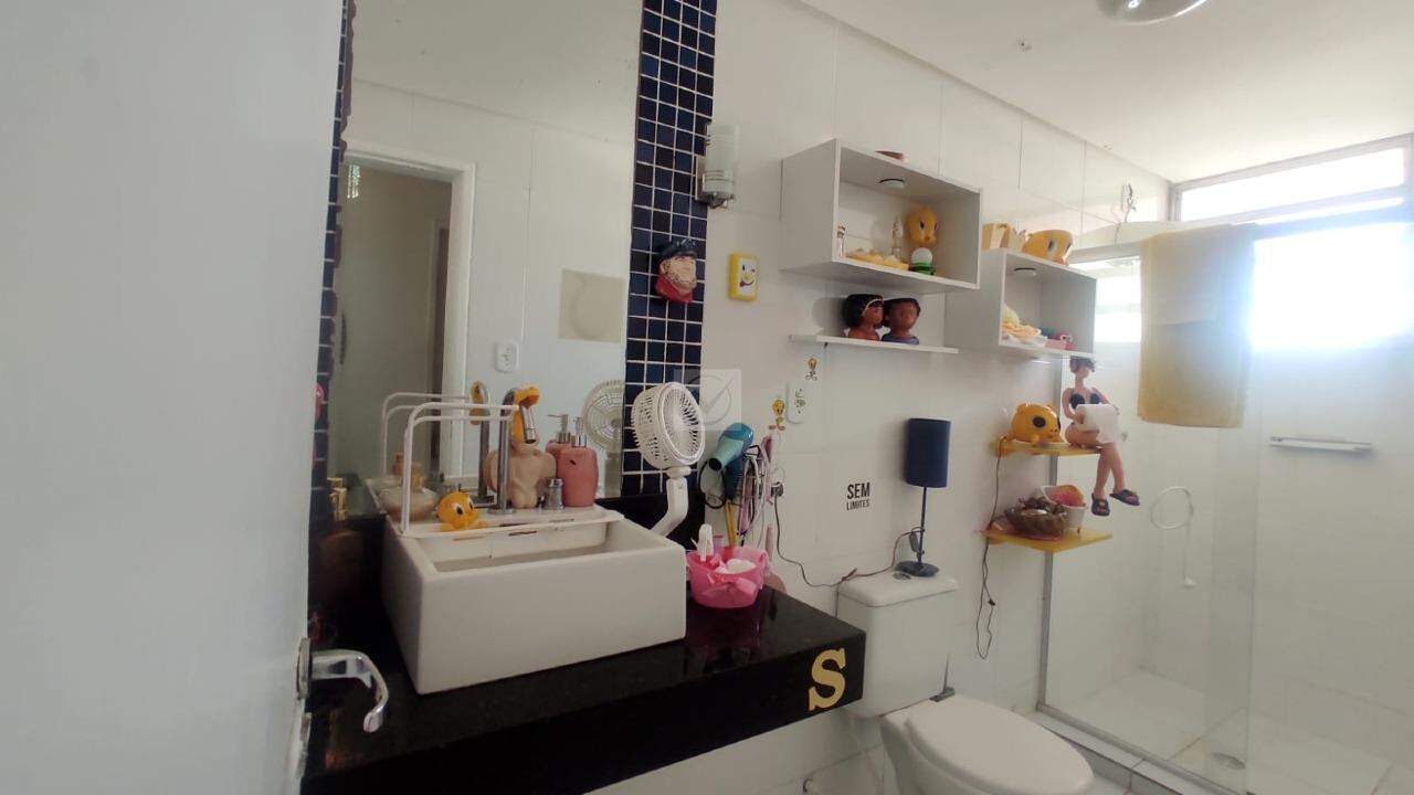 Apartamento amplo com 178m², no Cond. Milton Vasconcelos- Grageru. - Foto 3
