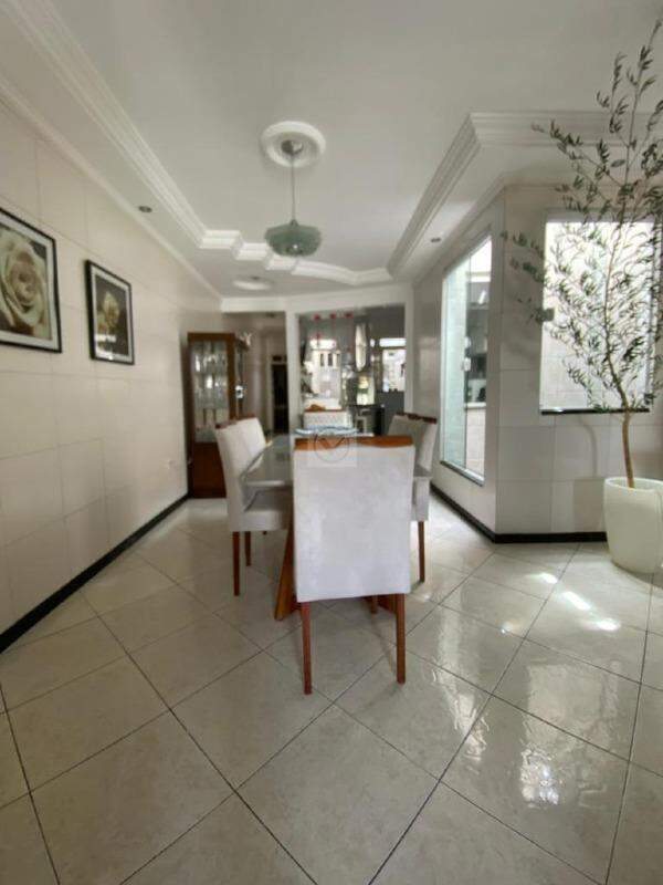 Casa à venda, 4 quartos, 4 suítes, 1 vaga, Centro - Aracaju/SE
