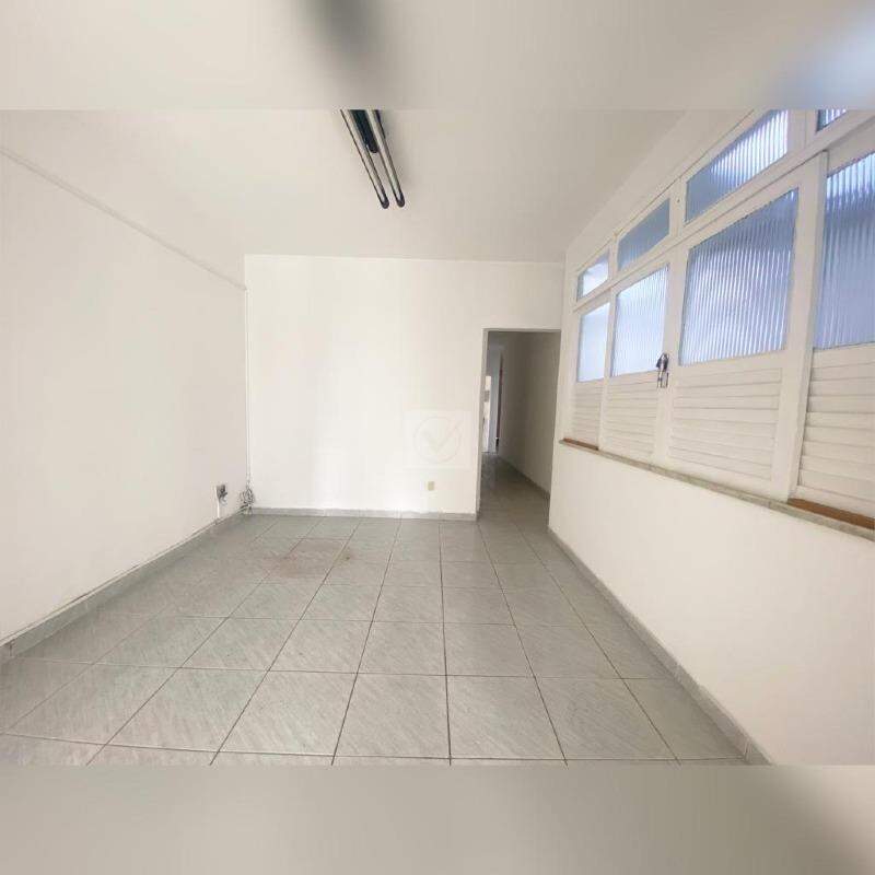 Oportunidade de Investimento: Casa Comercial no Bairro São José - Foto 2