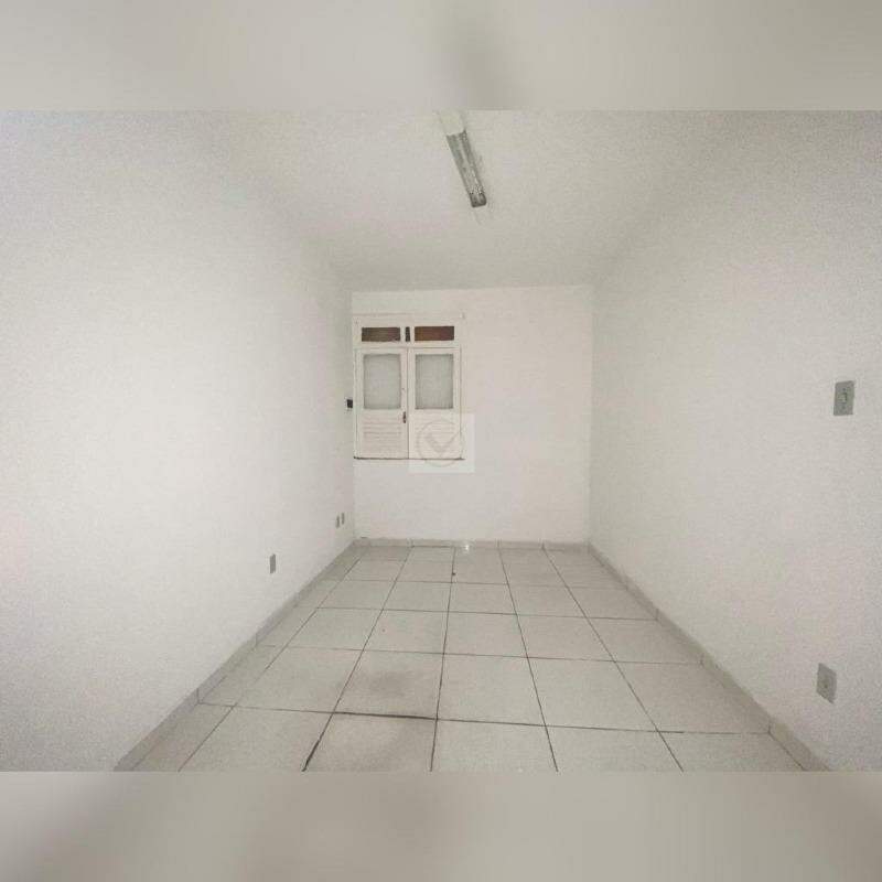 Oportunidade de Investimento: Casa Comercial no Bairro São José - Foto 4