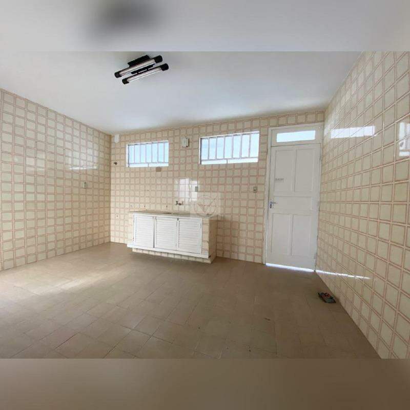 Oportunidade de Investimento: Casa Comercial no Bairro São José - Foto 7