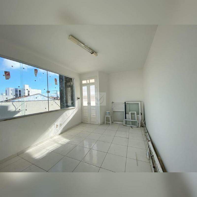 Oportunidade de Investimento: Casa Comercial no Bairro São José - Foto 10