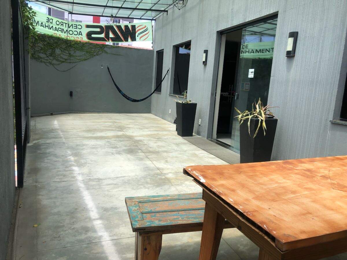 Prédio comercial no bairro Salgado Filho