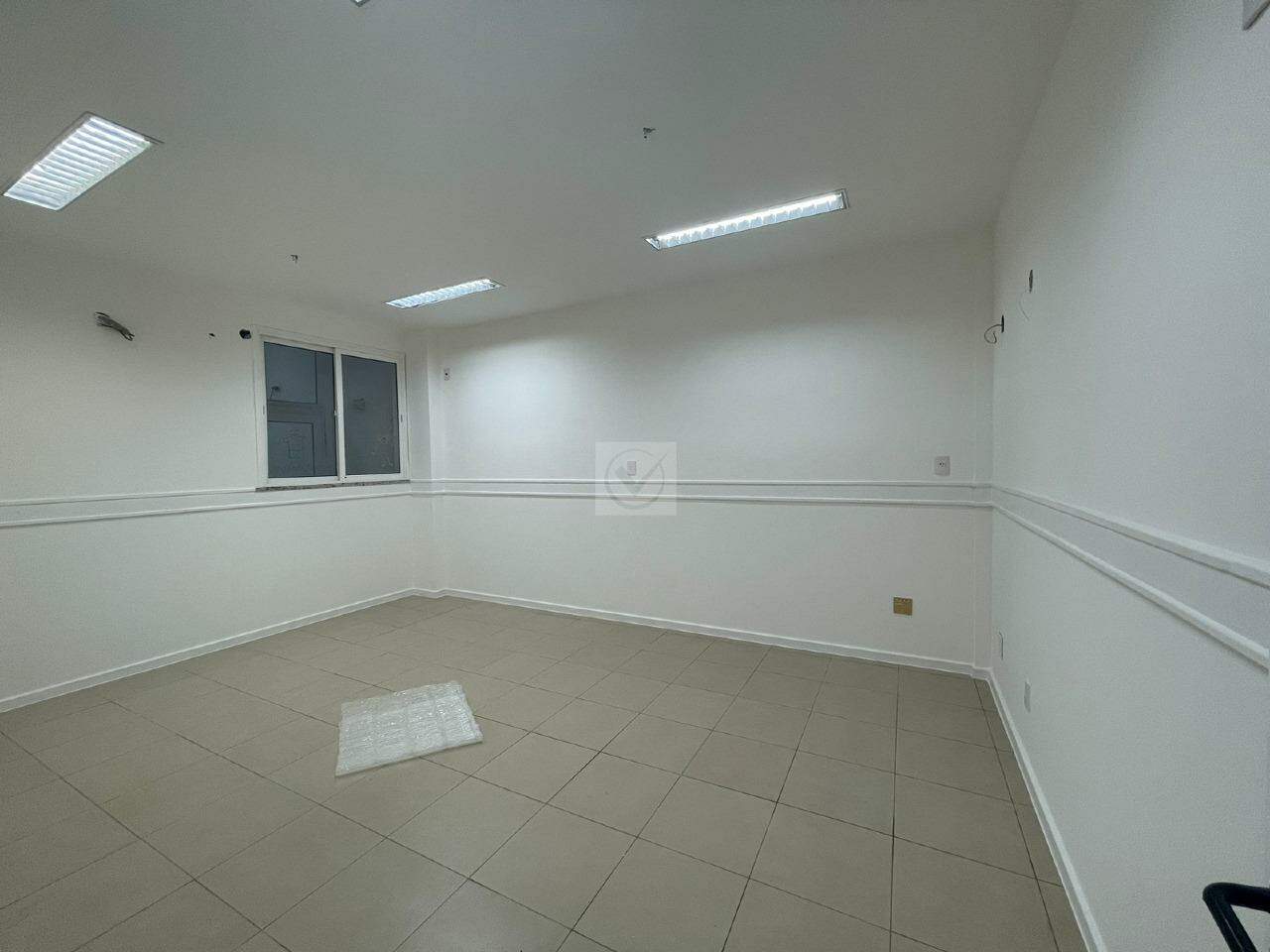 É a oportunidade de ter o seu negócio neste imóvel amplo e bem localizado. - Foto 23